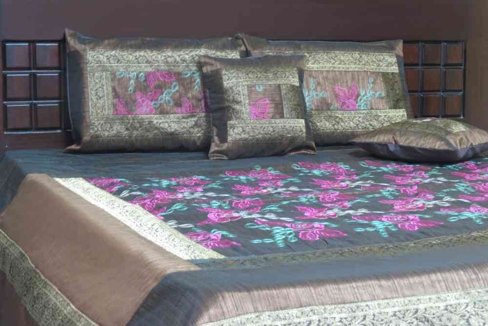 Beautiful Embroidered Brown 5 Piece Silk Bedspread Set