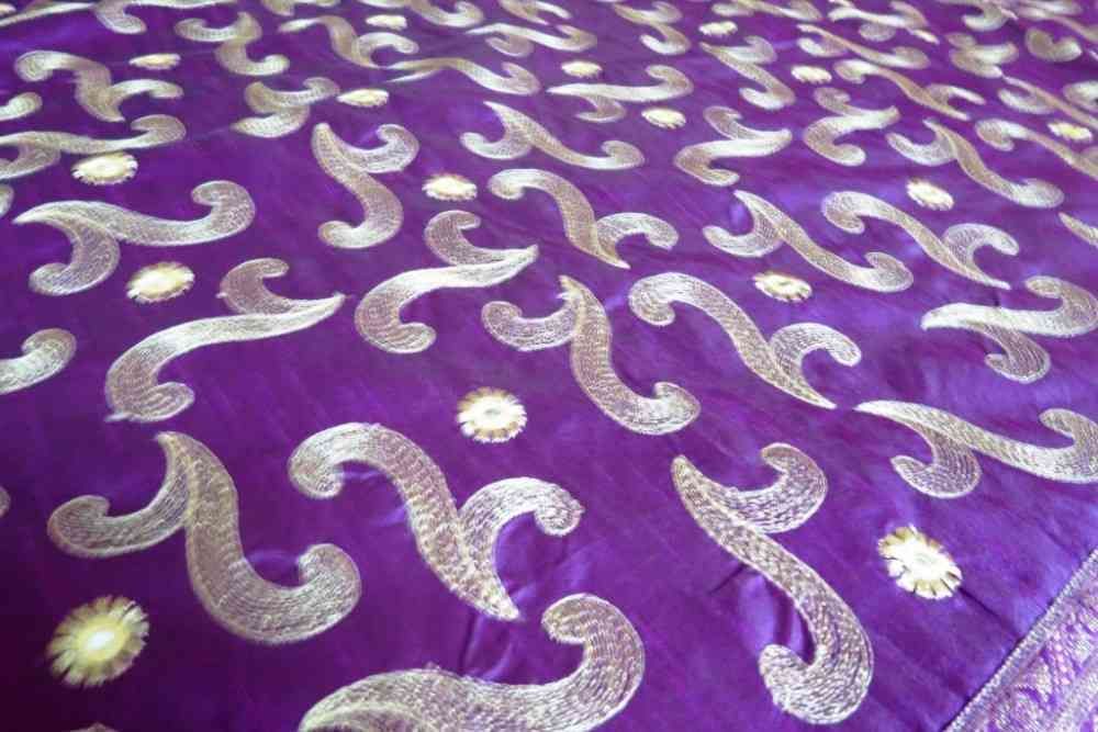 Beautiful Embroidered Purple 5 Piece Silk Bedcover Set