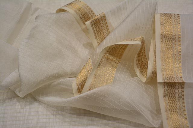 Off White Striped Zari Border Maheshwari Silk Handloom Fabric
