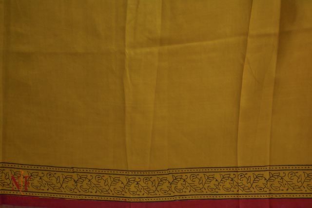 Golden Orange Handloom Women's Mulberry Silk Sarees 