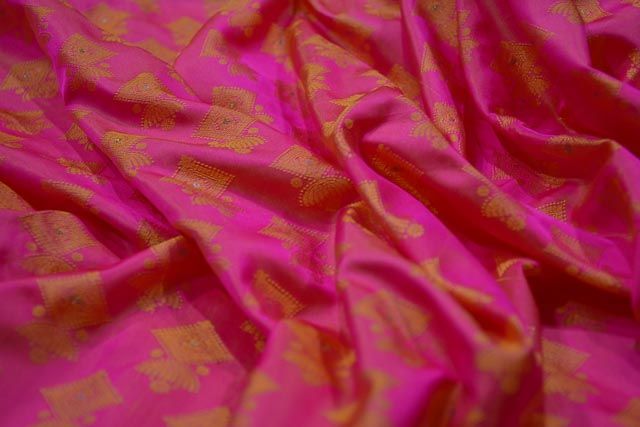 Magenta And Golden Tanchui Banarasi Silk Fabric