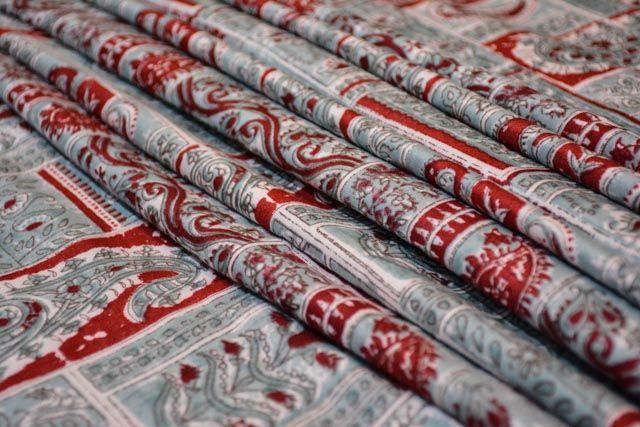 Sea Green And Red Printed Fine Rayon Fabric