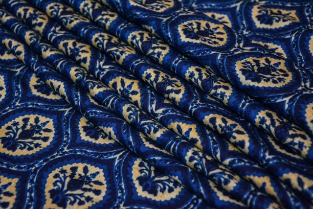 Floral Printed Fine Rayon Fabric