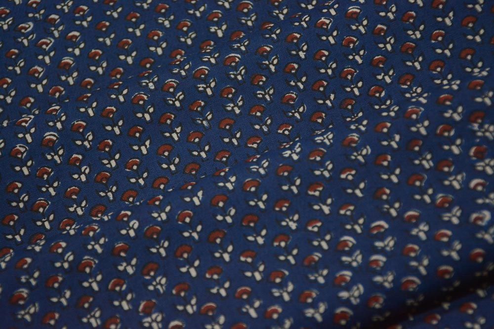 Blue Floral Printed Cotton Fabric 