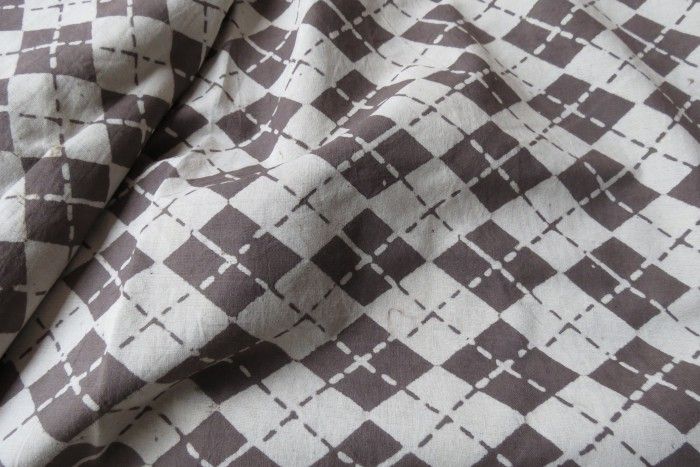 Dark Grey And White Leaf Diamond Checks Print Fabric