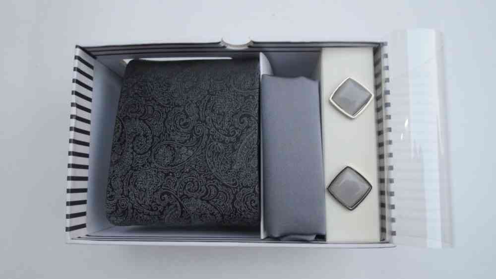 Paisley Design Grey Tie & Cufflinks Set