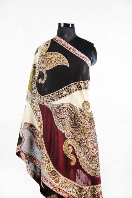 GREEN MAROON PAISLEY FASHION SCARVES FOR WOMEN IN INDIA