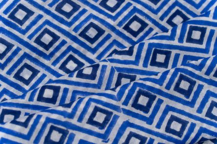 BLUE AND WHITE HAND BLOCK PRINTED COTTON FABRIC-HF5390
