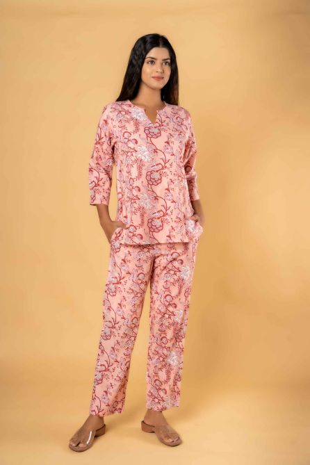 PEACH FLORAL PRINTED NIGHT SUIT-NS181