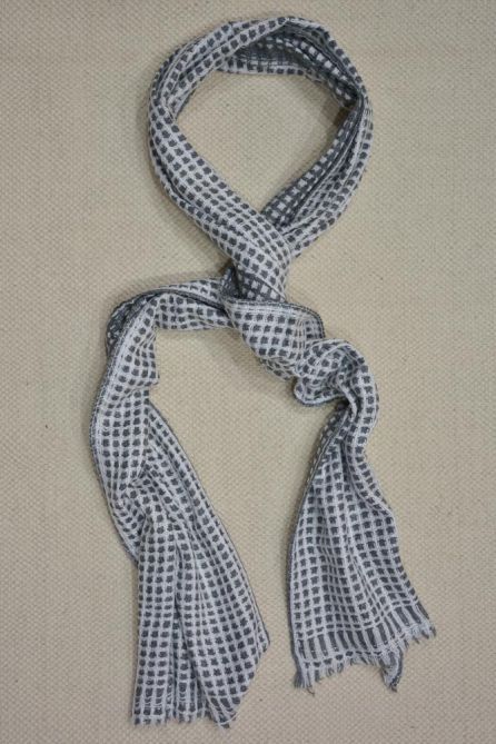 GREY AND WHITE CHECKS DESIGN CASHMERE WOOL STOLE-C42