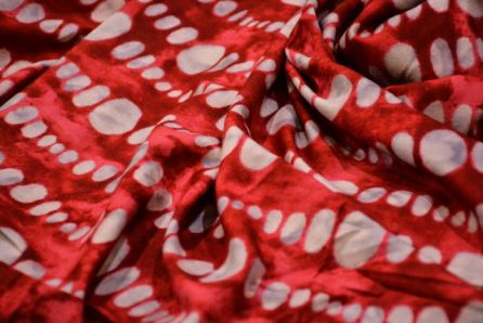 RED AND WHITE CIRCLE PRINT FINE RAYON FABRIC-RF24
