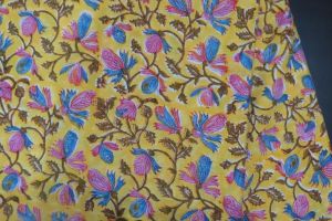 FLORAL 100 RAYON FABRIC BY THE YARD-HF267S